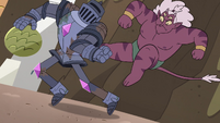 S4E32 Globgor kicks Solarian warrior in the back