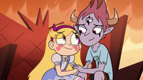 S4E6 Star Butterfly blushing at Tom