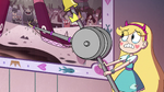 S4E36 Star Butterfly tries to change the tapestry