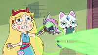 S2E30 Star Butterfly casts more green magic