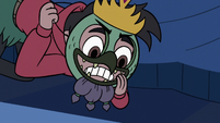 S3E6 Marco quickly puts on mask of Ludo