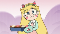 S3E21 Star Butterfly confused by the intercom
