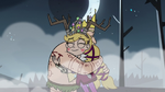 S3E27 Star Butterfly hugging her father