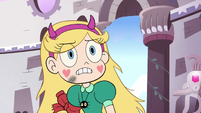 S3E1 Star Butterfly shocked by her mother's decision