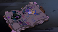 S2E27 Glossaryck appears out of the book