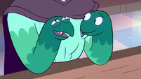 S3E2 Rhombulus' right snake hand laughing