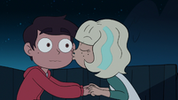 S2E41 Jackie kisses Marco on the cheek