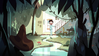 S1E14 Marco finds the living room a jungle