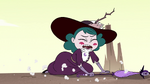 S4E32 Eclipsa Butterfly on her knees