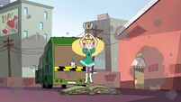 S2E14 Star Butterfly lowers to the ground