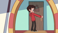 S2E11 Marco Diaz locked out of the house