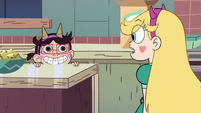 S2E41 Star Butterfly notices StarFan13