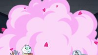 S2E3 Warnicorn vanishes in puff of smoke and hearts