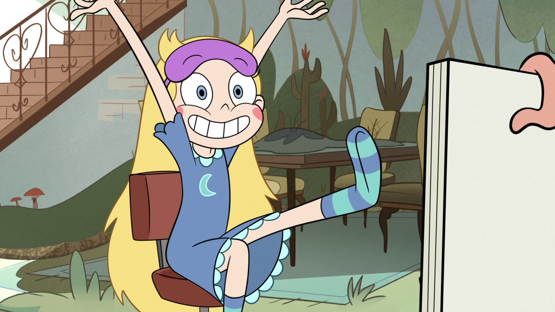 Star butterfly skirt lift best sale