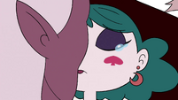 S4E23 Eclipsa tearfully kissing Globgor