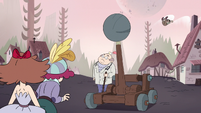 S1E14 Mewni catapult