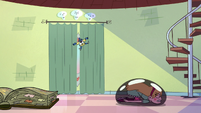 S2E23 Star and Glossaryck return to Star's bedroom