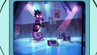 S3E12 Seahorse 'you're all trash!'