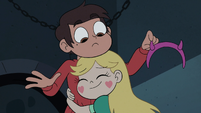 S3E7 Marco Diaz removes Star's headband