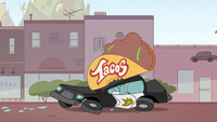 S2E7 Taco sign crushes police car