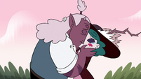 S4E23 Globgor and Eclipsa's tearful kiss