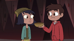 S4E13 Marco giving Star's bowl to Janna