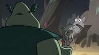 S2E12 Buff Frog turns to face the rat