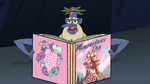 S4E17 Glossaryck reads story of Mewnipendence Day