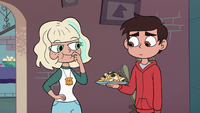 S2E41 Jackie eats some of Marco Diaz's nachos