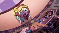 S2E23 Star Butterfly 'burger juice on the wall rug'