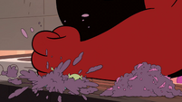 S4E6 Wrathmelior smashes the demon blender