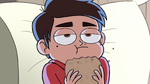 S2E31 Marco Diaz eating a hamburger