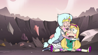 S3E7 Queen Butterfly happily hugs her daughter