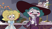 S4E10 Eclipsa Butterfly amused by Glossaryck