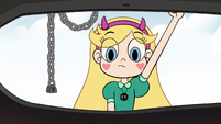 S2E29 Star Butterfly opening Sensei's car trunk