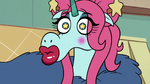 S2E24 Pony Head looking nonplussed