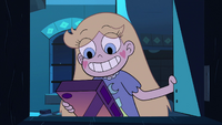 S2E34 Star Butterfly holding a cereal box