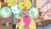 S2E11 Star makes bubbles and rubber ducks