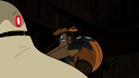 S2E21 Rafael Diaz climbing onto Hungry Larry's body