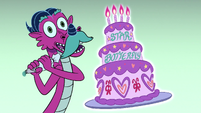 S2E7 Sea serpent making a large cake