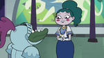 S4E18 Eclipsa giving Cuddles double thumbs-up