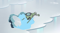 S2E2 Ludo makes a hole in the ice