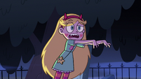 S2E27 Star Butterfly imitating a zombie