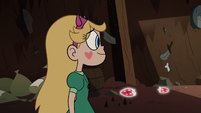 S2E28 Star Butterfly flattered by the monsters' praise