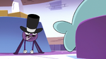 S2E22 Spider With a Top Hat imitating warnicorns