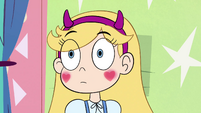 S4E13 Star Butterfly blushing at Marco