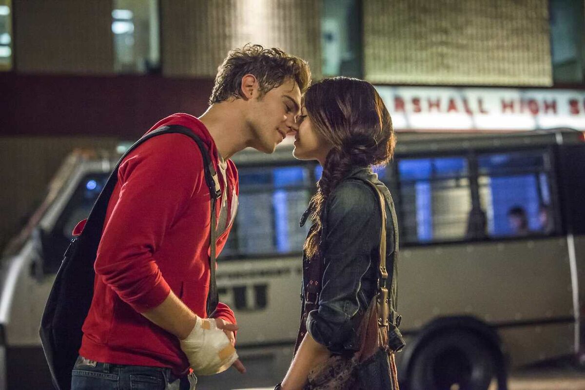 Star crossed full episodes discount