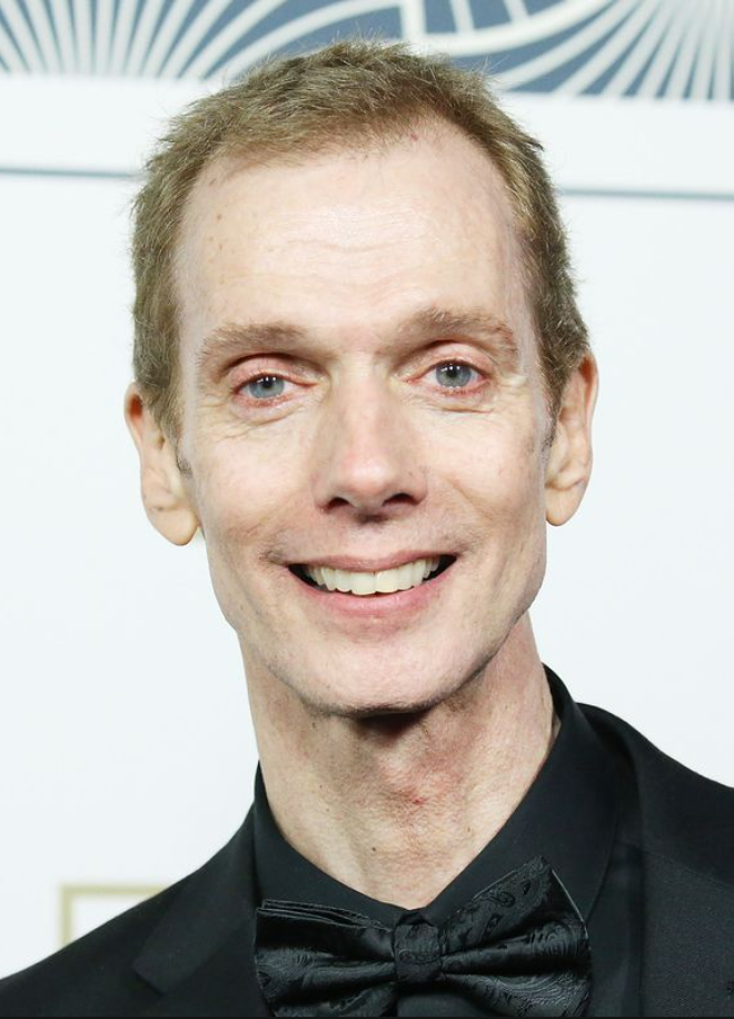 Doug Jones (actor) - Wikipedia