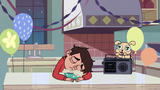 S3E1 Marco sleeping on oatmeal