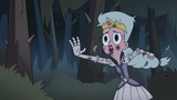 S3E1 Queen Moon yells at Star to stop